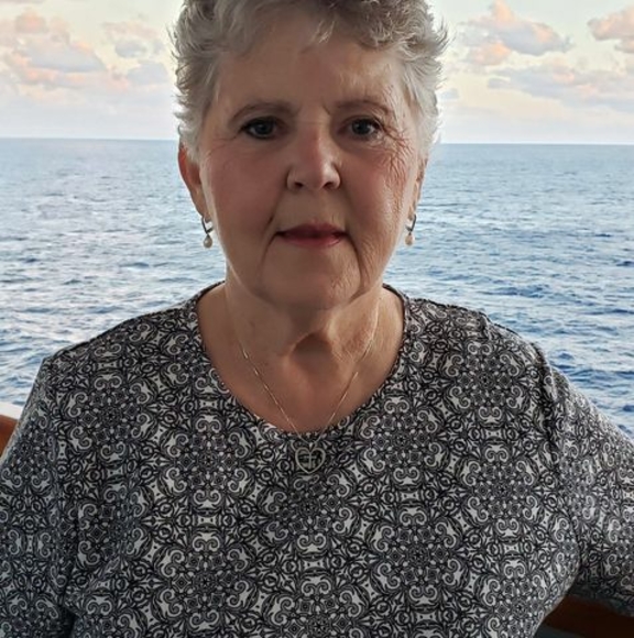 Meet your Posher, Patsy - Picture 1 of 1